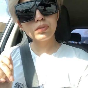 Meet your Posher, Isabel